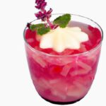 Rhubarb & Strawberry Verrine: A Refreshing Elderflower Cream Delight