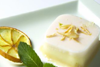 Zesty Lemon Coconut Panna Cotta: A Creamy Tropical Delight