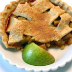 Apple Crumble Pie: A Cinnamon-Spiced Apple Delight Recipe